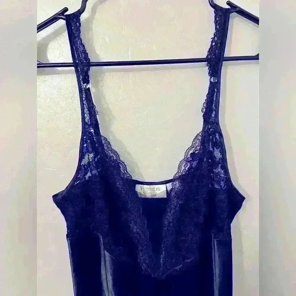 Vintage Victoria’s Secret Satin and Lace Chemise Slip Dress Nightgown Size Med - Picture 3 of 5